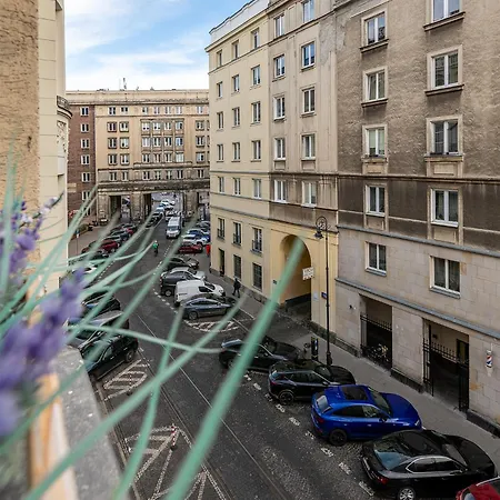 Rentplanet - Sniadeckich *
