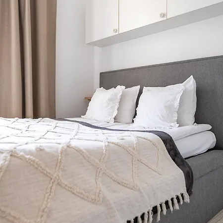 Appartement Rentplanet - Sniadeckich